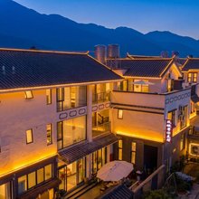 大理·风城等你·Scenery丨望山·归舍设计美宿(大理古城店)
