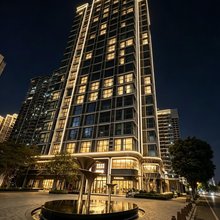 澜庭国际公馆(广州花地湾地铁站店)