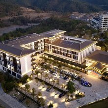 半山常乐温泉酒店