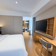 昌吉吉核电竞酒店