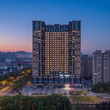 清沐·礼酒店(江阴万达广场五星路店)