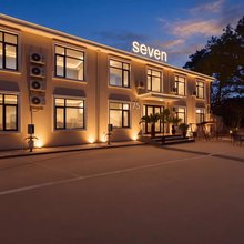 北戴河Seven海景酒店(老虎石海上公园店)