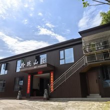 渠县玲珑山庄