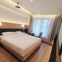 铂美云归酒店(龙湖时代天街电子科技大学店)