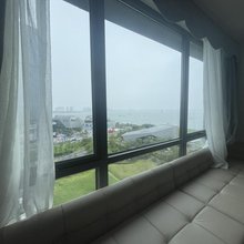 语竞电竞公寓(湛江万达广场店)