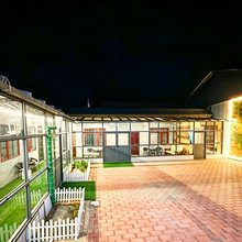 悦客之家 LinKa Lodge|山景庭院(扎古录镇店)