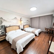 半窗闲民宿(清明上河园店)