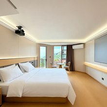 夏至阳光海景酒店(连岛景区店)