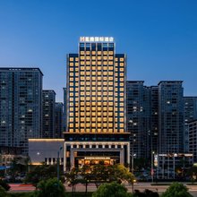 凰腾国际酒店(洞口县人民政府店)