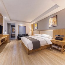 禧又·Joyous时光酒店(威宁草海站乌撒广场店)
