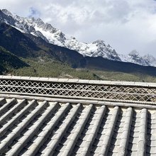 玉龙雪麓石语民宿