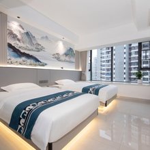 文西居客栈(张家界高铁西站店)