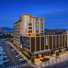 澜庭东方酒店(东莞黄江地铁站店)