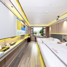 希尔曼智能酒店(桂林两江四湖东西巷店)
