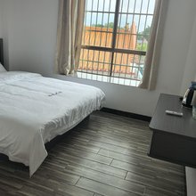 南雄南迁之家旅馆