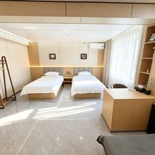 小城里民宿(六星街店)