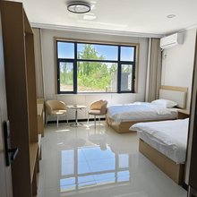 岩百宾馆