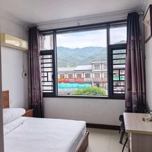 信阳鸡公山鸿运宾馆