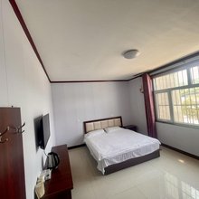 易县龙华姐妹饺子馆住宿
