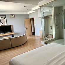 万辰酒店(桐乡濮院店)