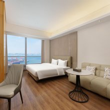 大连泗季海景民宿(中山广场富丽华国际店)