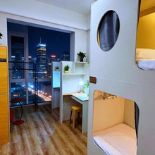 花栖INN·女生青旅(爱琴海购物公园店)