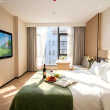 汕头·YAQIAO HOTEL|雅侨酒店(纪德来甜汤东厦100购物商场店)