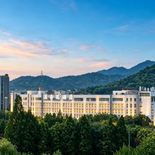 溪杏苑国际大酒店(杭州西溪湿地留下地铁站店)