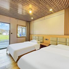 康定新都桥青稞源民宿