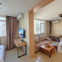 青岛金山城商务酒店(青岛北站水清沟地铁站店)