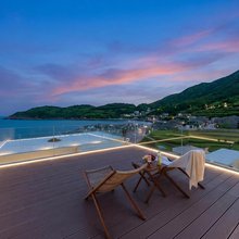 岚夏·风车海景·全幅画卷设计师民宿(君山村观海亭店)
