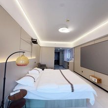 格格主题公寓(铁西盛京医院滑翔院区店)