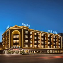 星光酒店(玉溪高铁站店)