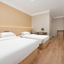宜居宾馆(长春伪满皇宫永兴早市店)