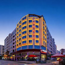 瑞枫大酒店(昭通锦海建材家居城合景广场店)