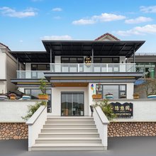 隐憩园民宿(云上草原熊猫部落探险乐园店)