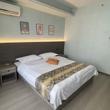 李木子的民宿(沈阳站太原街店)