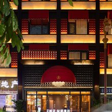 Z酒店(西双版纳景洪告庄星光夜市店)