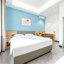 西双版纳景洪悦途雅舍酒店(泼水广场店)