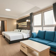 纳兰酒店(山东国际会展中心店)