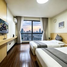 长沙故里轻奢酒店(万家丽国际MALL高桥北地铁站店)