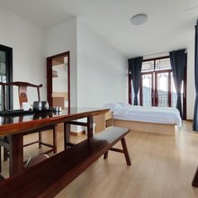 唐孙八沙白度假山庄