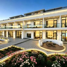 那拉提浮生·半日|LUXE艺宿(那拉提景区店)