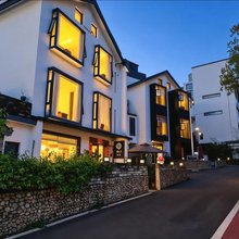 花筑·松也精品民宿(黄山景区南大门翡翠谷店)