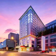 桔子酒店(成都武侯祠红牌楼地铁站店)