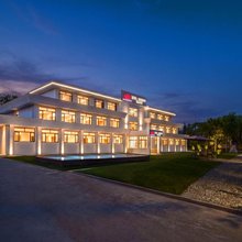 汐岸·雅颂酒店(鸽子窝公园浅水湾店)
