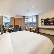 泊瑞轻奢·智慧酒店(昭通锦海建材家居城店)