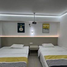 西安忆梵民宿(钟楼地铁站回民街店)