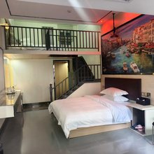 吉首新金蝶酒店(步步高和盛堂店)