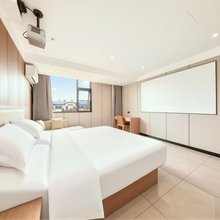 忆江南主题宾馆(潢川三环路店)